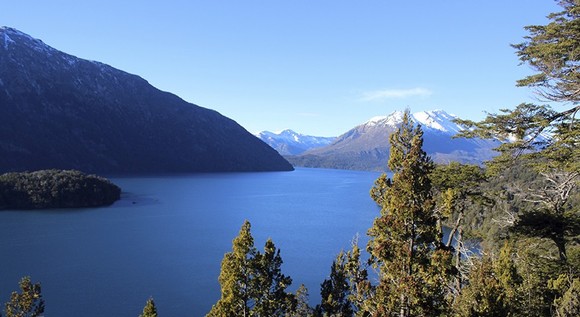 Vuelo + Hotel a Neuquen