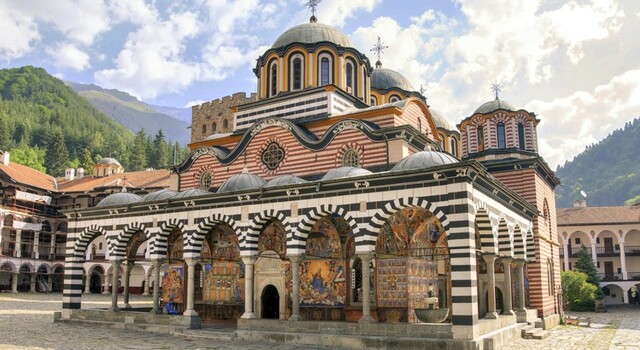 Ruman�a y Bulgaria, las joyas Europeas por descubrir + noche PRE en BUH + excursi�n al Palacio Primaverii 3