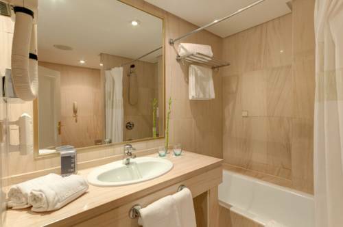 Hotel Azz M�rida Medea