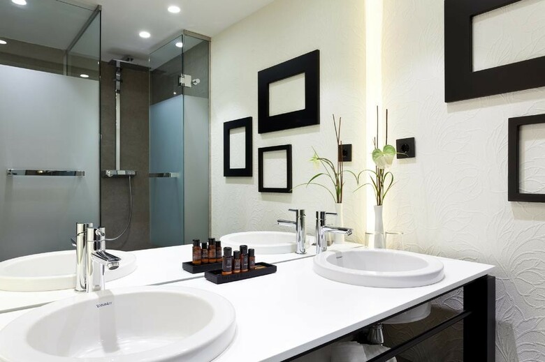 Hotel Condes De Barcelona