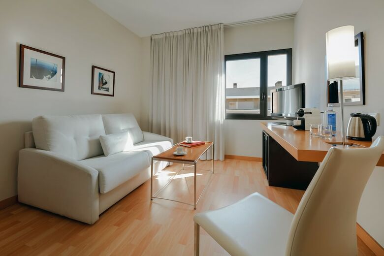 Hotel Catalonia Barcelona Beach