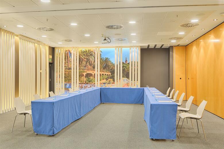 Hotel Four Points By Sheraton Barcelona Diagonal