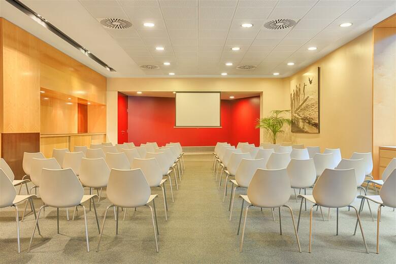 Hotel Four Points By Sheraton Barcelona Diagonal