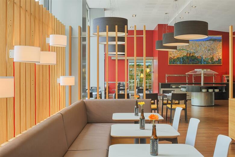 Hotel Four Points By Sheraton Barcelona Diagonal