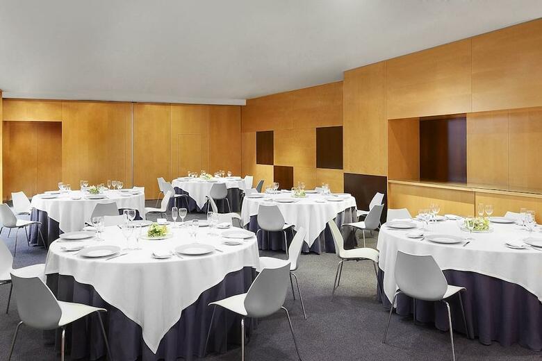 Hotel Four Points By Sheraton Barcelona Diagonal