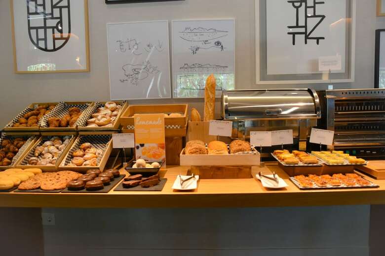 Aparthotel Atenea Vall�s