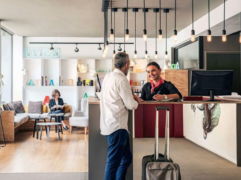 Hotel Mercure Barcelon Condor