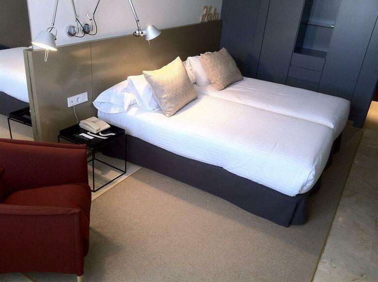 Hotel Mercure Barcelon Condor
