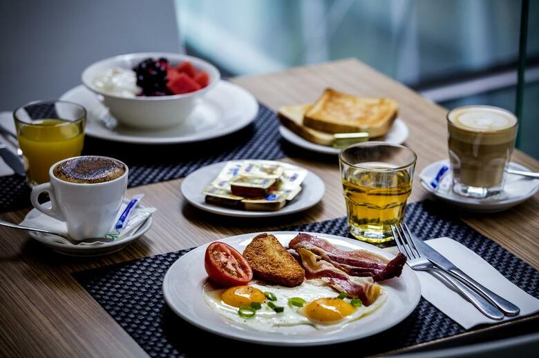 Hotel Mercure Barcelon Condor