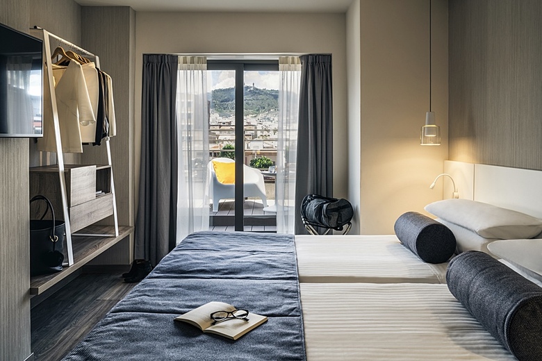 Hotel Mercure Barcelon Condor
