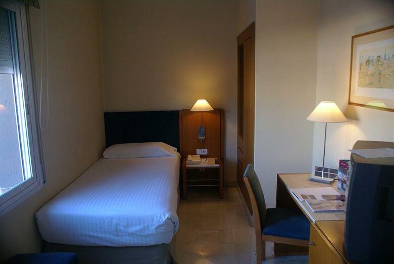 Hotel Mercure Barcelon Condor