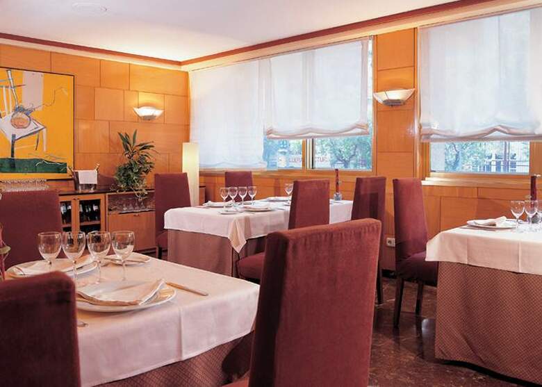 Hotel Mercure Barcelon Condor