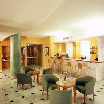 Hotel Catalonia Bristol