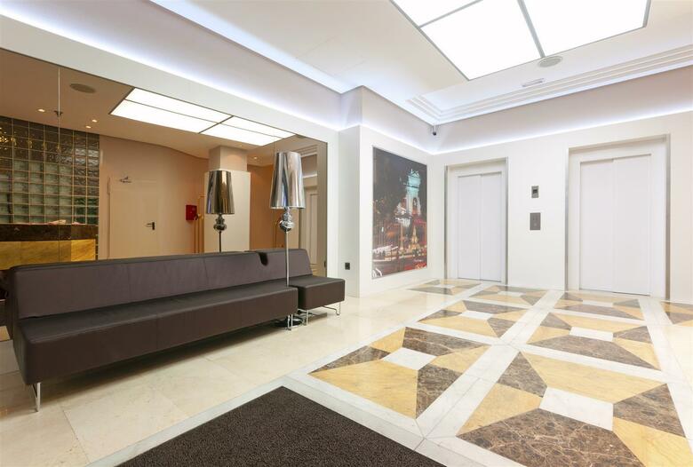 TRYP Madrid Cibeles Hotel