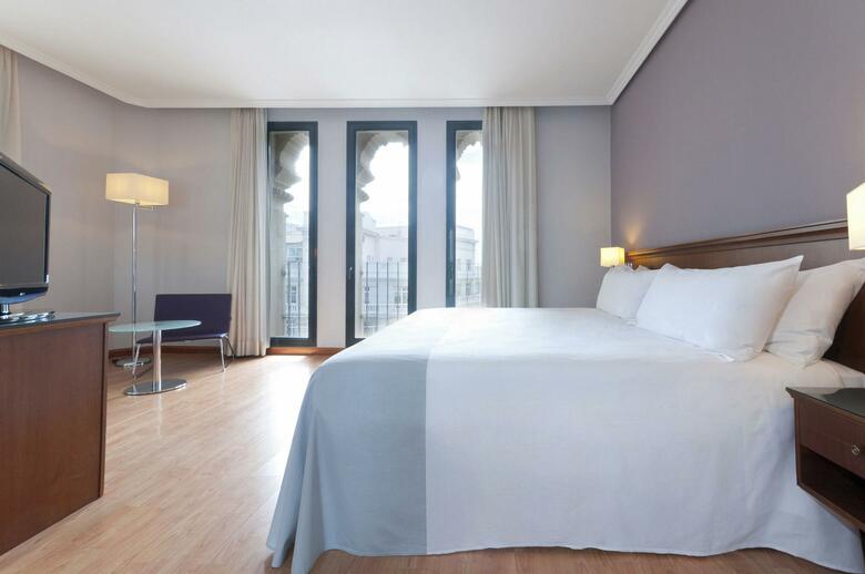 TRYP Madrid Cibeles Hotel
