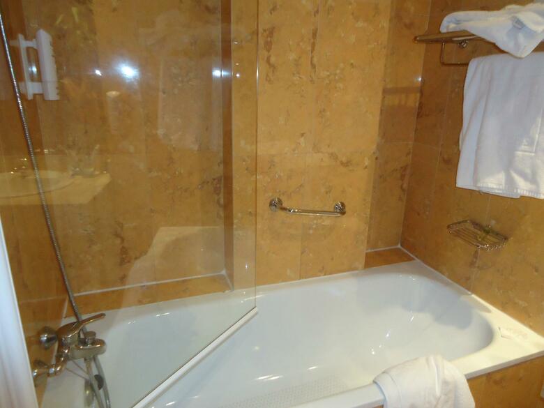 TRYP Madrid Cibeles Hotel