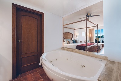 Hotel Iberostar Jard�n Del Sol Suites - Adults Only