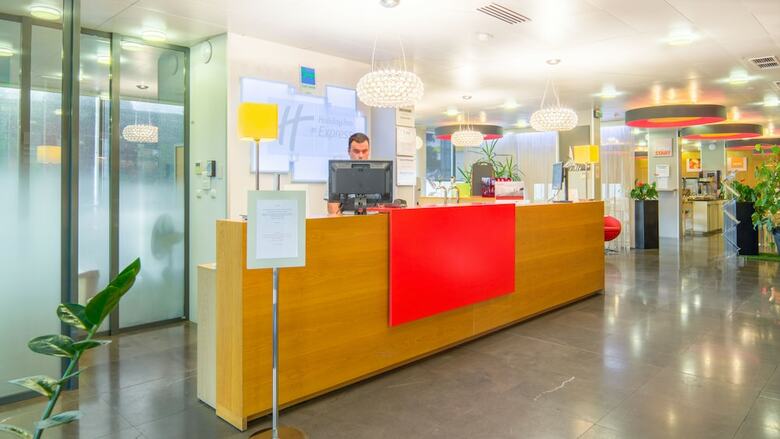 Hotel Express By Holiday Inn Saint-nazaire