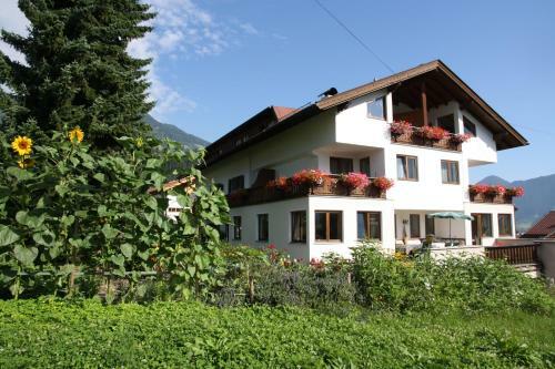 Hostal G�stehaus Treichl