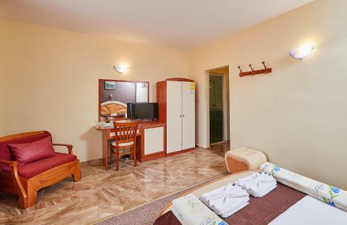 Peneka Hotel