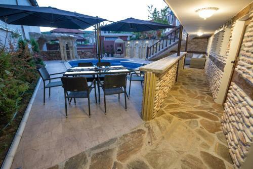 Hostal Guesthouse Versailles
