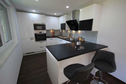 Sunseitn Apartments