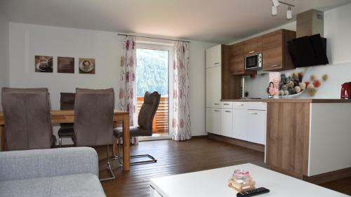 Sunseitn Apartments