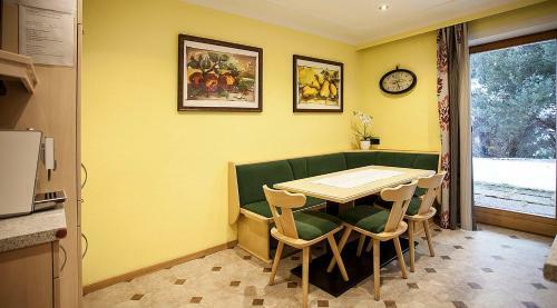 Hostal Apart Anja