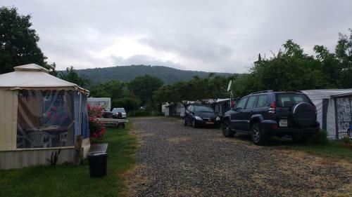 Zora Camping - Bungalows