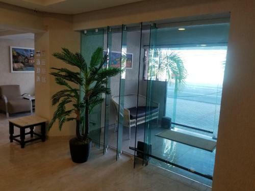 Hostal Hotel Uzi Mar