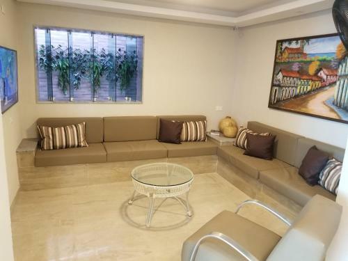 Hostal Hotel Uzi Mar