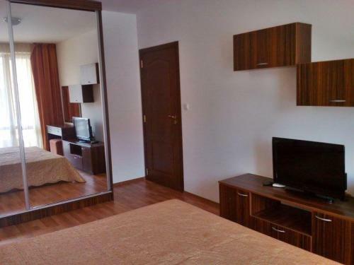 Sunny Beach Apartment 100
