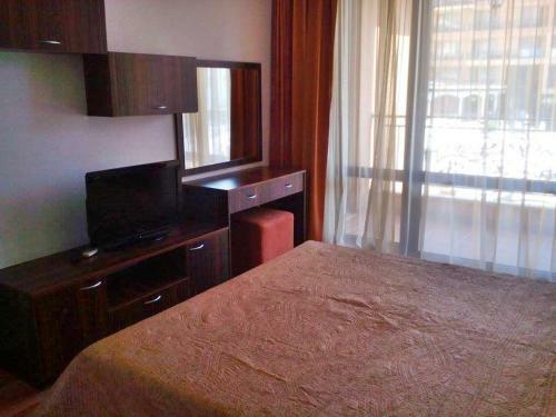 Sunny Beach Apartment 100