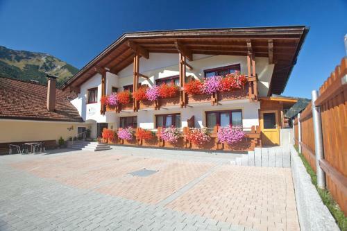 Hostal G�stehaus Gl�tzle