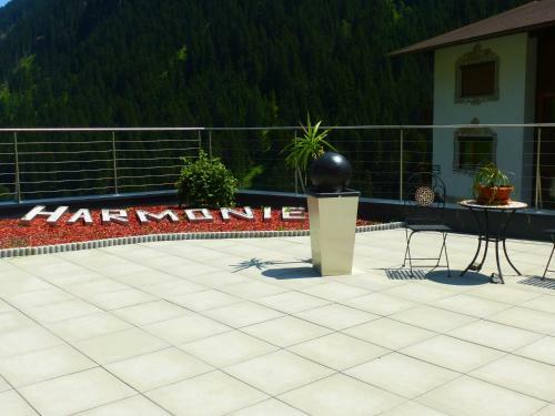 Apart Harmonie