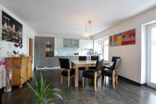 Deluxe Apartment Penthouse Viktoria