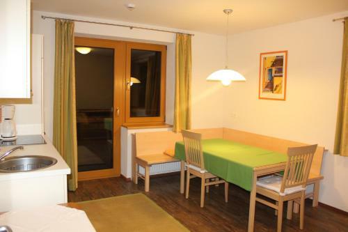 Hotel Pension Luzenberg