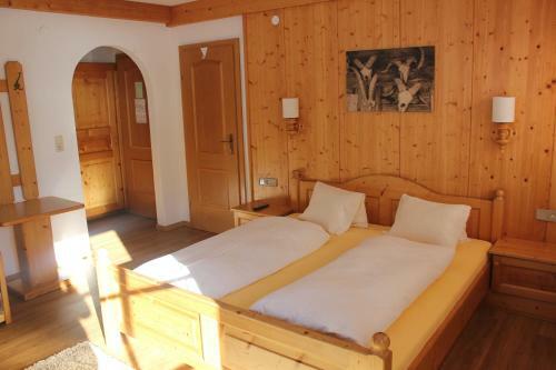 Hotel Pension Luzenberg