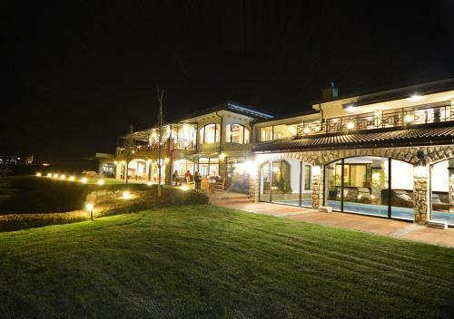 Hotel Club Residence At Blacksearama Golf