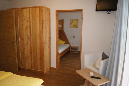 Hostal Apart Confimare