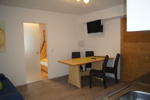 Hostal Apart Confimare