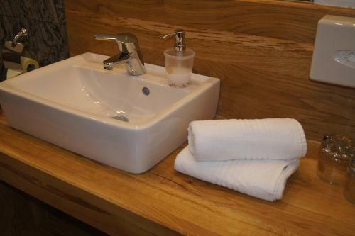 Hostal Apart Confimare