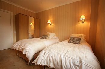 Hinton Firs Hotel