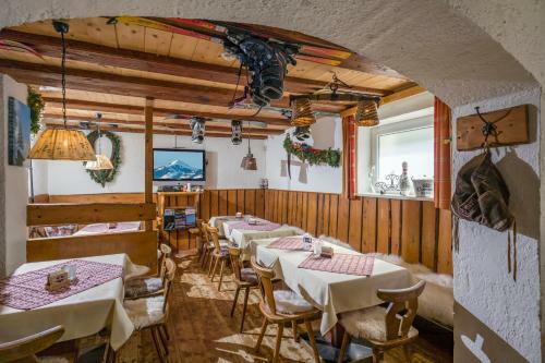 Hotel Haus Tirol
