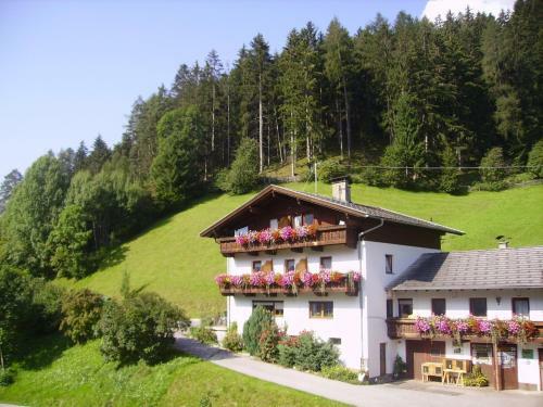 Agroturismo Alpenbauernhof Gr�benhof