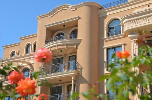 Apartments Aphrodite Gardens Eh