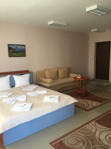 Hostal Guest Rooms Stoni
