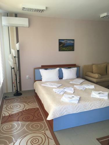 Hostal Guest Rooms Stoni