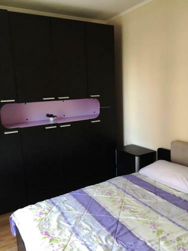 Deluxe Private Apartment