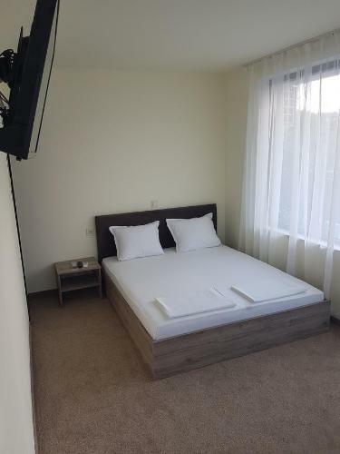 Hostal Cherry Villa